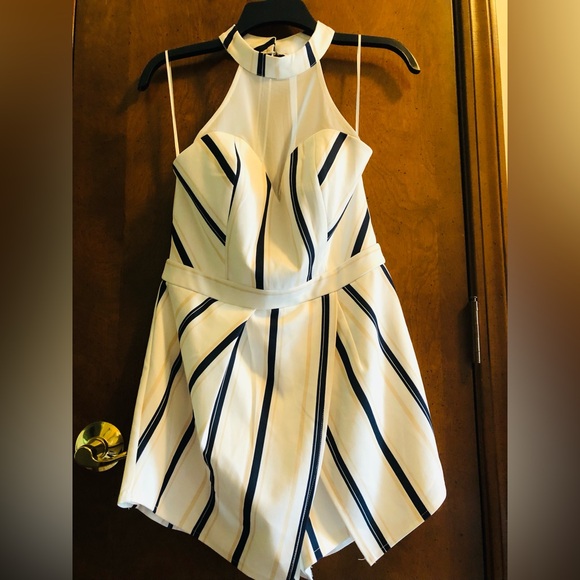 Luxxel size Large romper. Blue, white, tan stripes. Lined, mesh top. Sleeveless - Picture 5 of 7